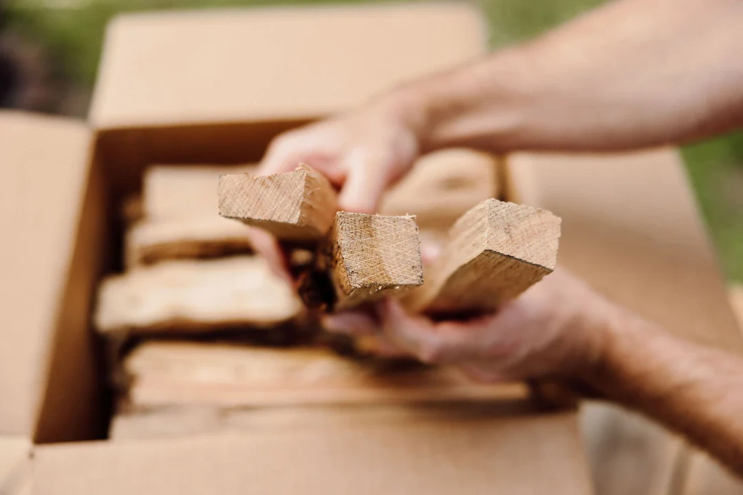 Kiln Dried Pizza Cut Firewood - Image 5